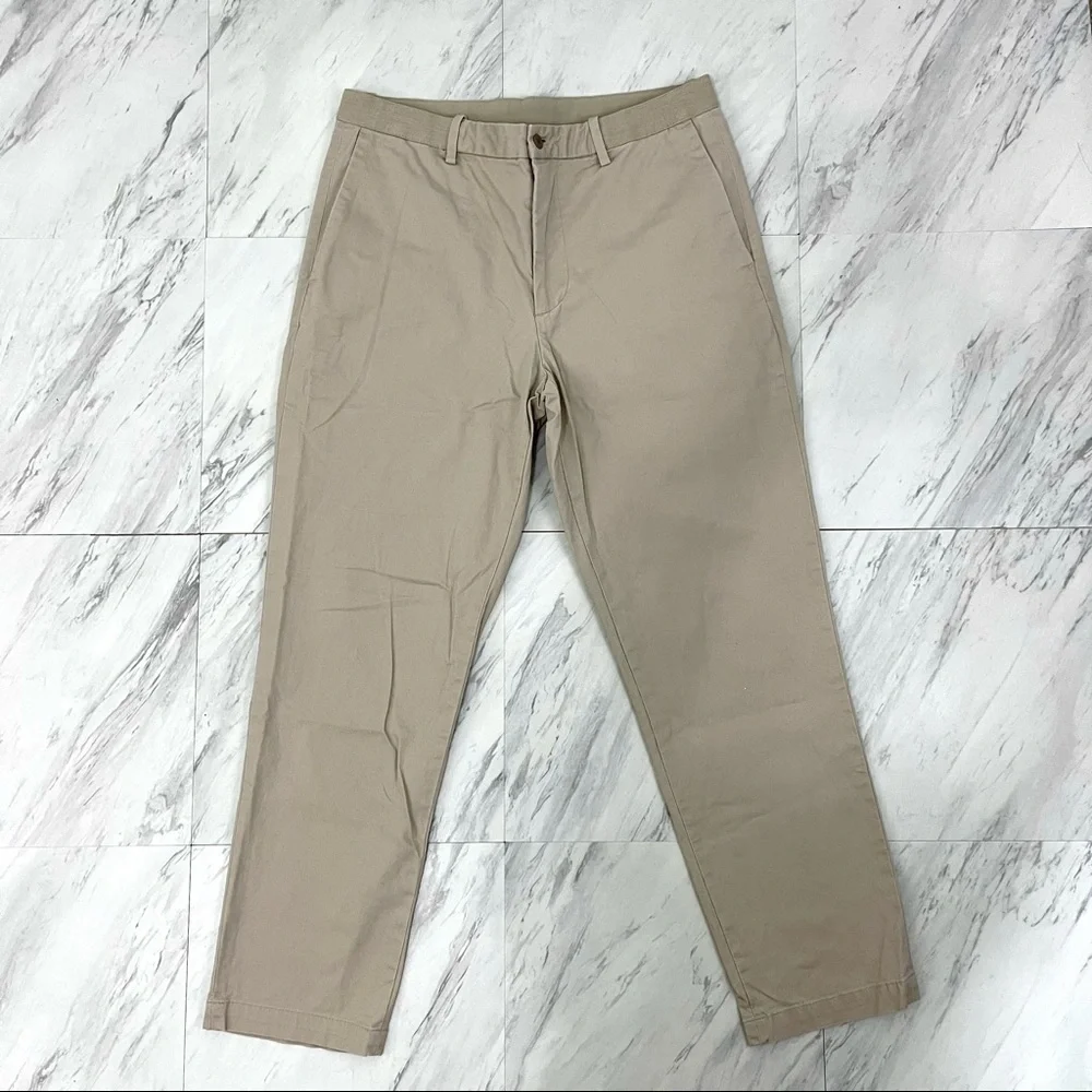 Uniqlo- Khaki Pants Size Medium_3